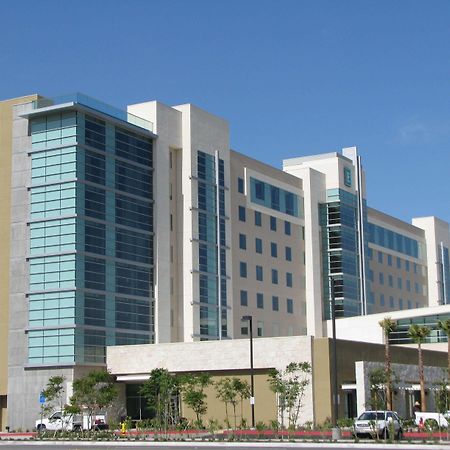 Embassy Suites Ontario - Airport Luaran gambar