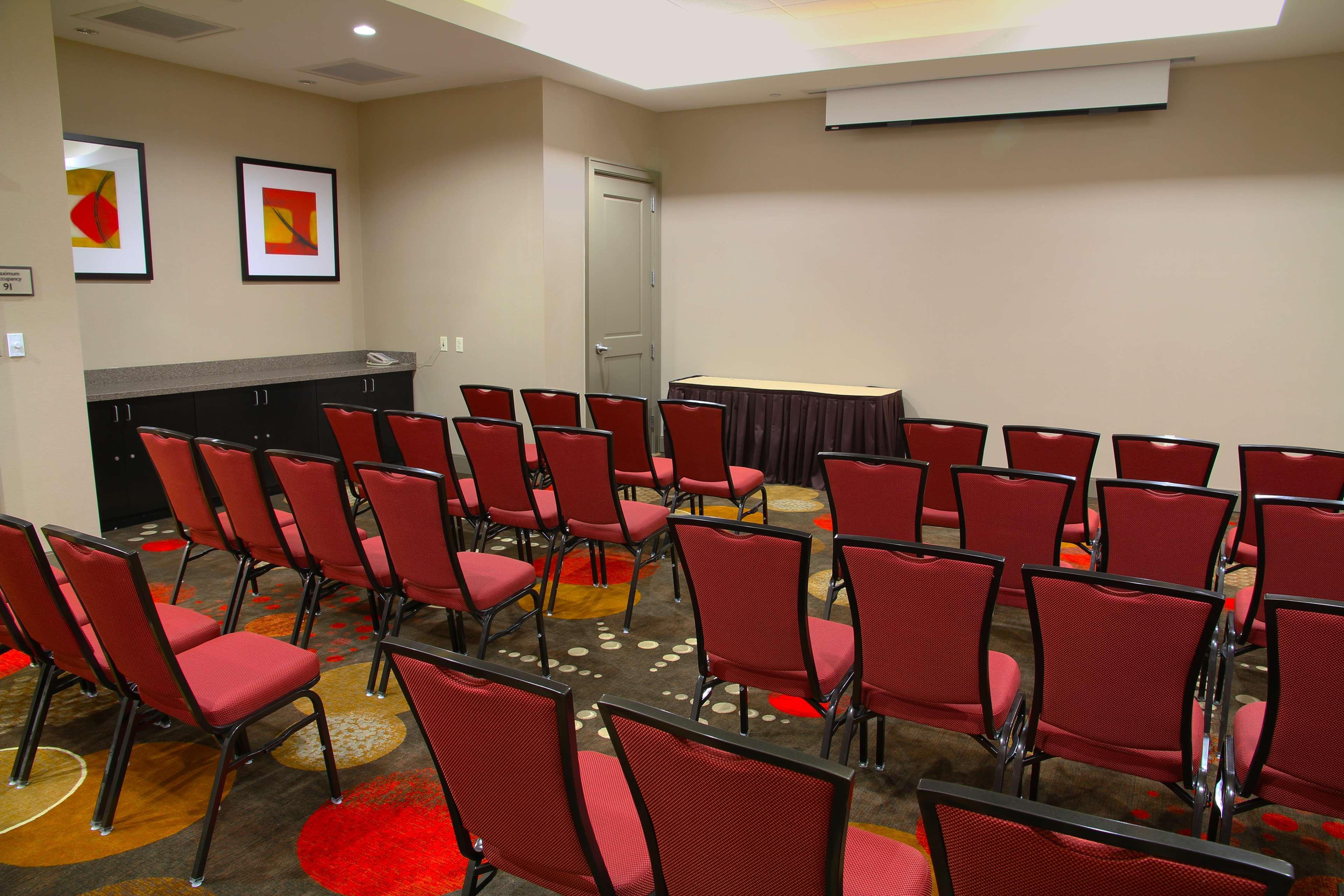 Embassy Suites Ontario - Airport Perniagaan gambar