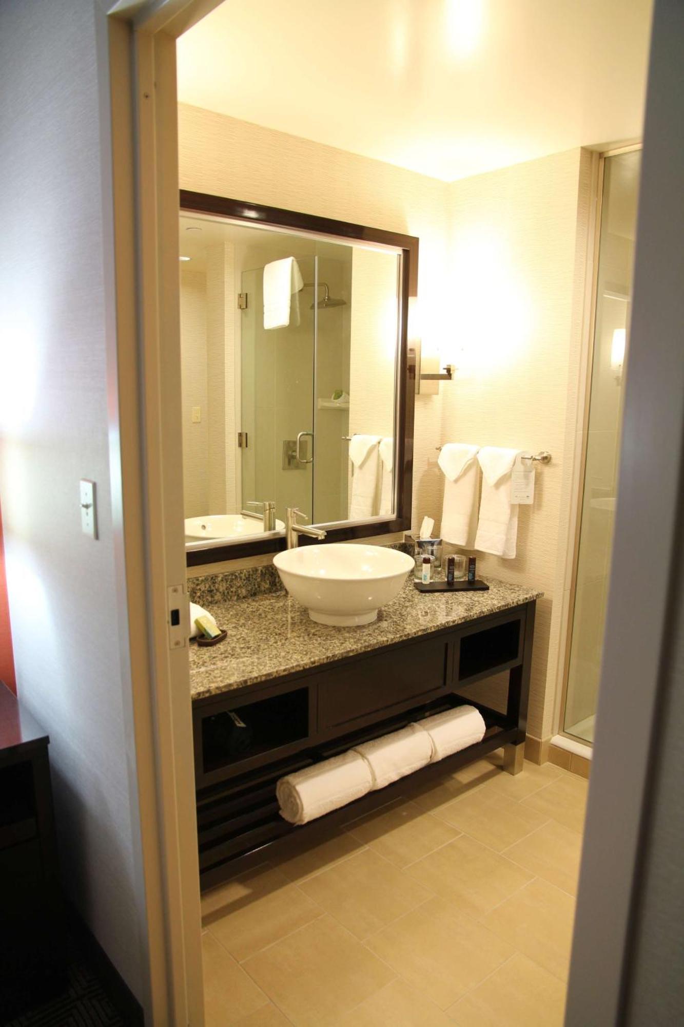 Embassy Suites Ontario - Airport Luaran gambar